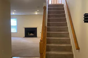 5623 Gresham Ln, Centreville, VA 20120 - Photo 3