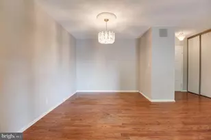 8370 Greensboro Dr, McLean, VA 22102 - Photo 9