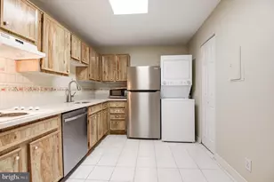 8370 Greensboro Dr, McLean, VA 22102 - Photo 13