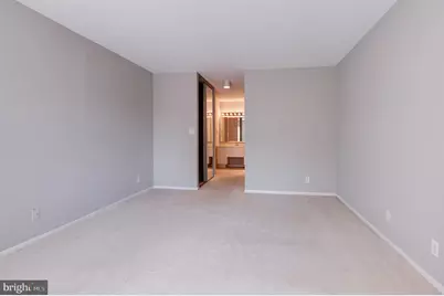 8370 Greensboro Drive #211, McLean, VA 22102 - Photo 23