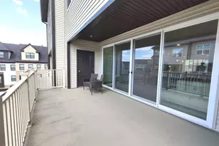 5002 Longmire Wy, Chantilly, VA 20151 - Photo 3
