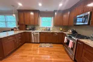 1701 Pebble Beach Dr, Vienna, VA 22182 - Photo 5