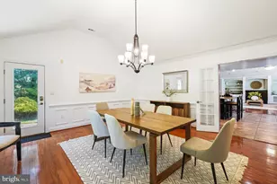 6036 Armstrong Ct, Alexandria, VA 22315 - Photo 9