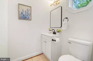 6036 Armstrong Ct, Alexandria, VA 22315 - Photo 21