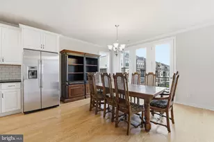 14421 Beckett Glen Cir, Chantilly, VA 20151 - Photo 11