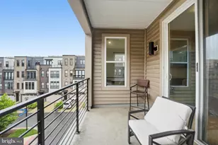 14421 Beckett Glen Cir, Chantilly, VA 20151 - Photo 17