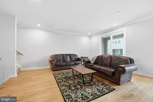 14421 Beckett Glen Cir, Chantilly, VA 20151 - Photo 13