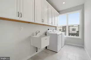 14421 Beckett Glen Cir, Chantilly, VA 20151 - Photo 29