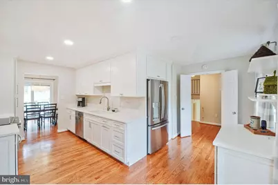 12029 Cheviot Drive, Herndon, VA 20170 - Photo 13
