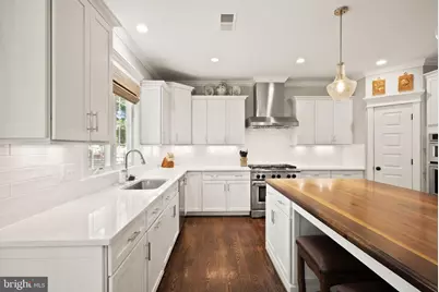 121 Tapawingo Road SW, Vienna, VA 22180 - Photo 23