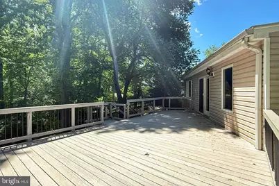 100 James Drive SW, Vienna, VA 22180 - Photo 11