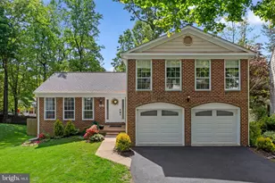 10901 Fox Sparrow Ct, Fairfax, VA 22032 - Photo 1