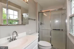 4324 Moylan Ln, Fairfax, VA 22033 - Photo 11