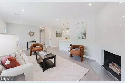 5822 Brookview Drive, Alexandria, VA 22310 - Photo 17