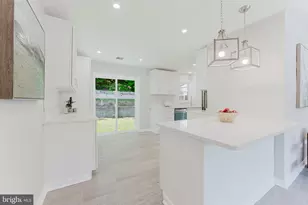 5822 Brookview Dr, Alexandria, VA 22310 - Photo 19
