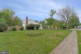 1603 Hiddenbrook Dr, Herndon, VA 20170 - Photo 45