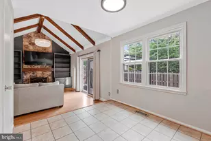 1603 Hiddenbrook Dr, Herndon, VA 20170 - Photo 11