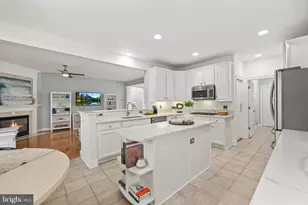 5276 Winter View Dr, Alexandria, VA 22312 - Photo 15