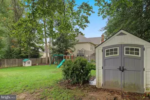 9597 Burnt Oak Dr, Fairfax Station, VA 22039 - Photo 45
