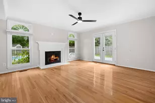 9597 Burnt Oak Dr, Fairfax Station, VA 22039 - Photo 19