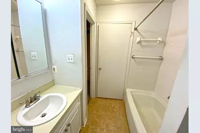 13701 Autumn Vale Court #28C, Chantilly, VA 20151 - Photo 11