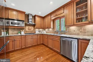 1626 Montmorency Dr, Vienna, VA 22182 - Photo 13