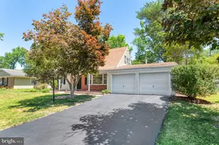 4407 Manor Hall Ln, Fairfax, VA 22033 - Photo 3