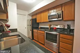 6143 Essex House Square, Alexandria, VA 22310 - Photo 17