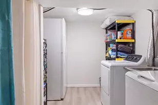 5834 Edgehill Dr, Alexandria, VA 22303 - Photo 35