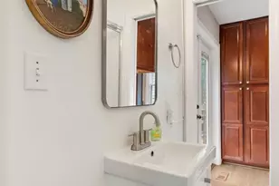 5834 Edgehill Dr, Alexandria, VA 22303 - Photo 17