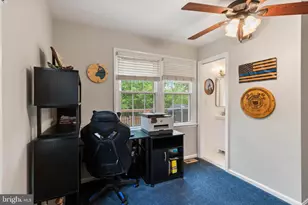5834 Edgehill Dr, Alexandria, VA 22303 - Photo 15
