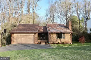 1118 Challedon Rd, Great Falls, VA 22066 - Photo 1