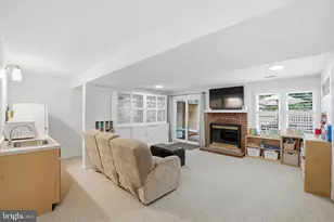 4096 Championship Ct, Annandale, VA 22003 - Photo 27