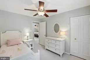 4096 Championship Ct, Annandale, VA 22003 - Photo 25