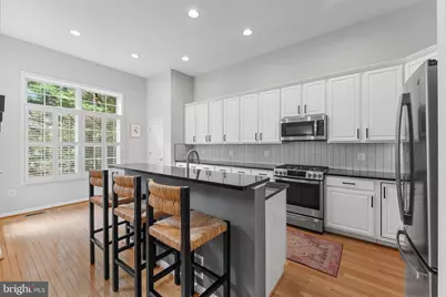 7366 Stream Bluff Way, Springfield, VA 22153 - Photo 11