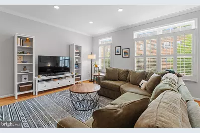 7366 Stream Bluff Way, Springfield, VA 22153 - Photo 5