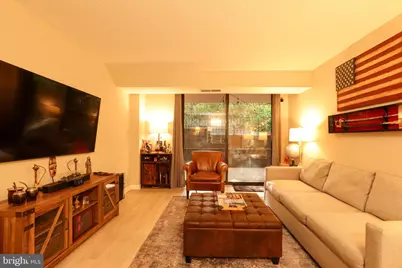 1808 Old Meadow Road #215, McLean, VA 22102 - Photo 11
