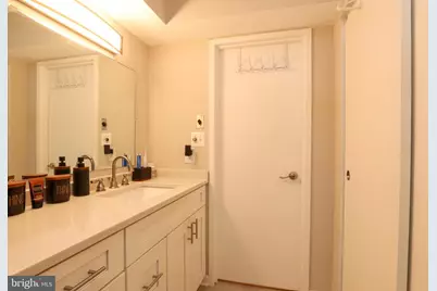1808 Old Meadow Road #215, McLean, VA 22102 - Photo 19