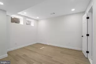 5219 Holden St, Fairfax, VA 22032 - Photo 33