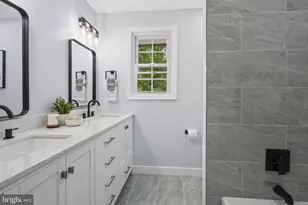 5219 Holden St, Fairfax, VA 22032 - Photo 25