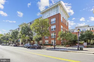 2665 Prosperity Ave, Fairfax, VA 22031 - Photo 1