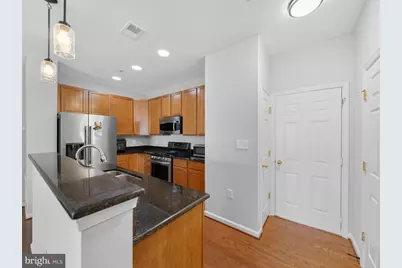 6055 Wicker Lane #127, Centreville, VA 20121 - Photo 15