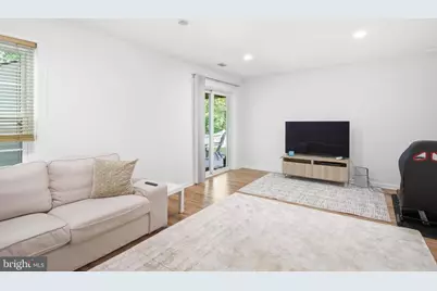 10582 Reeds Landing Circle, Burke, VA 22015 - Photo 23