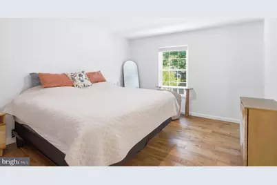 10582 Reeds Landing Circle, Burke, VA 22015 - Photo 13