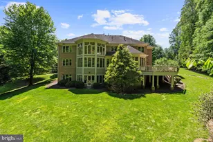 9304 Fitz Folly Dr, Great Falls, VA 22066 - Photo 7