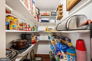 6813 Landor Ln, Springfield, VA 22152 - Photo 21