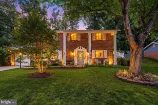 6813 Landor Ln, Springfield, VA 22152 - Photo 3