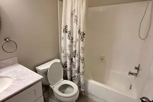6742 Rockledge Pl, Centreville, VA 20121 - Photo 11