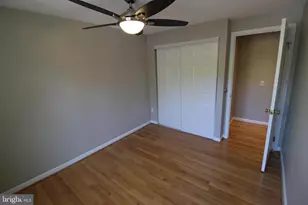 6055 Meyers Landing Ct, Burke, VA 22015 - Photo 21