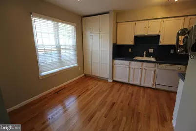 6055 Meyers Landing Court, Burke, VA 22015 - Photo 7